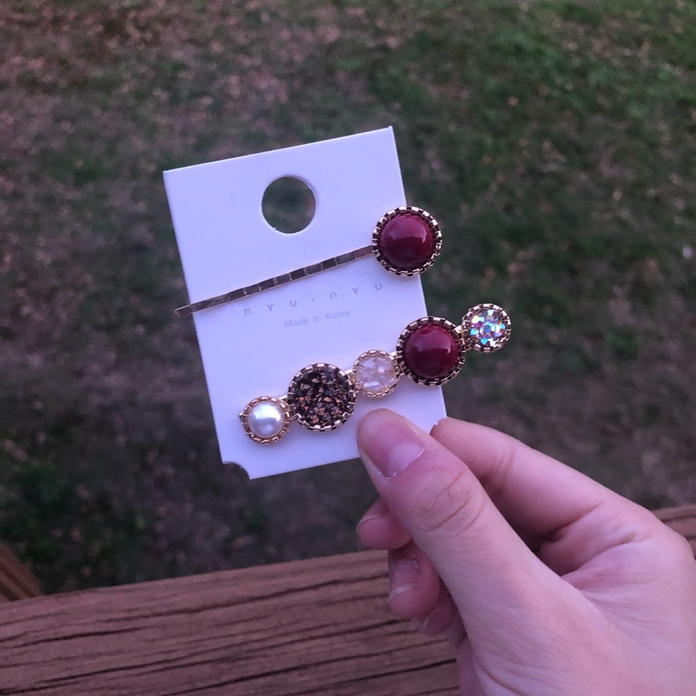 a set of hairpins